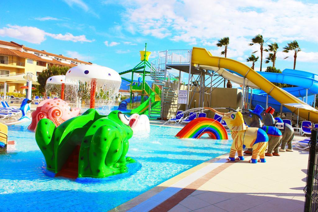 Ephesia Holiday Beach Club Kusadasi Exterior foto